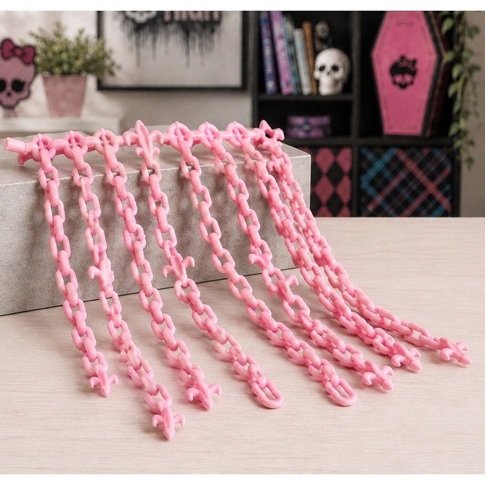 Monster High Rochelle Goyle Haunted Pink Chain Belt Doll Accessory Mattel